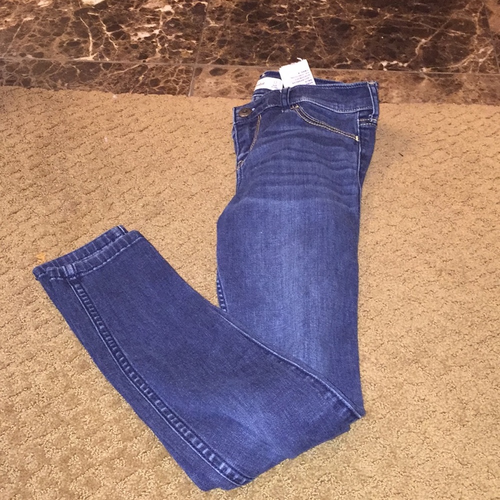 Abercrombie kids blue jeans